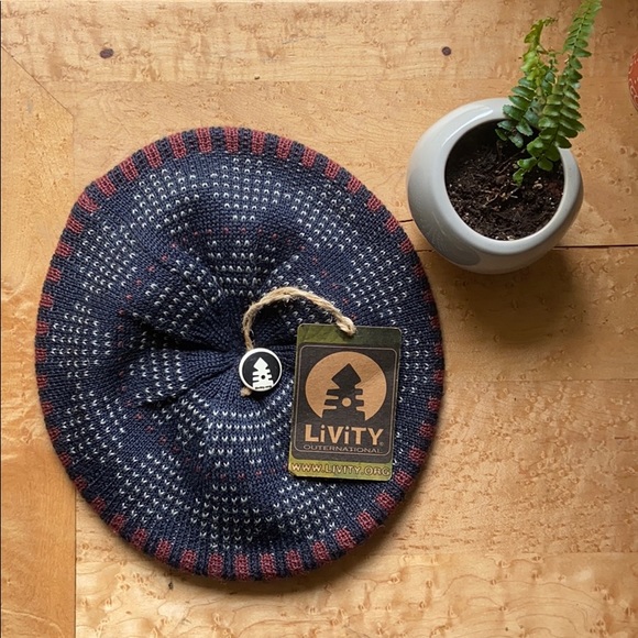 🆕NWT Livity Outernational 2 Beret Bundle of Joy! - Picture 9 of 9